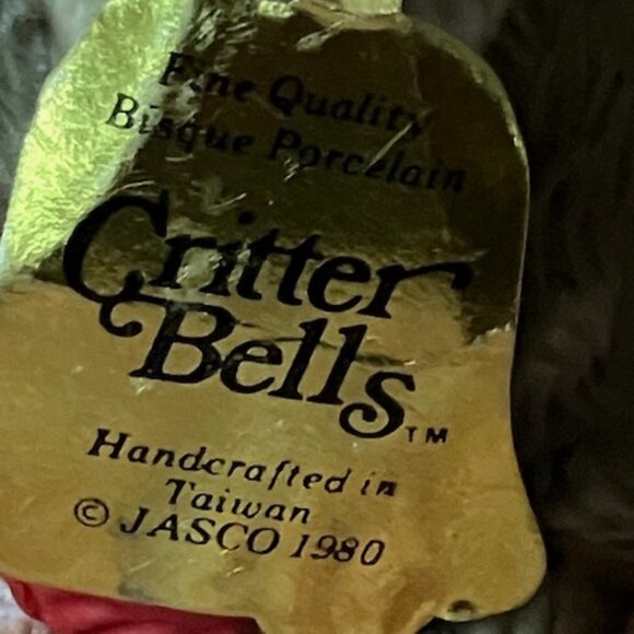Cute 1980 Critters Christmas Bell by Jasco - Picture 2 of 3
